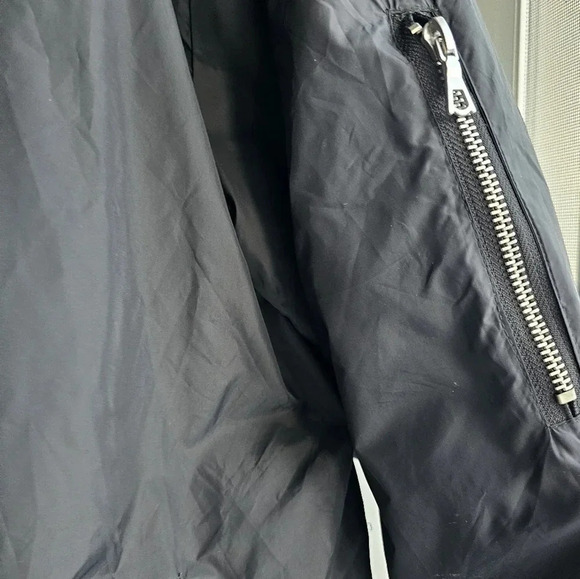 Kuwalla Tee Winter Oversized Reversible Black Red Down Jacket size L - Picture 11 of 11